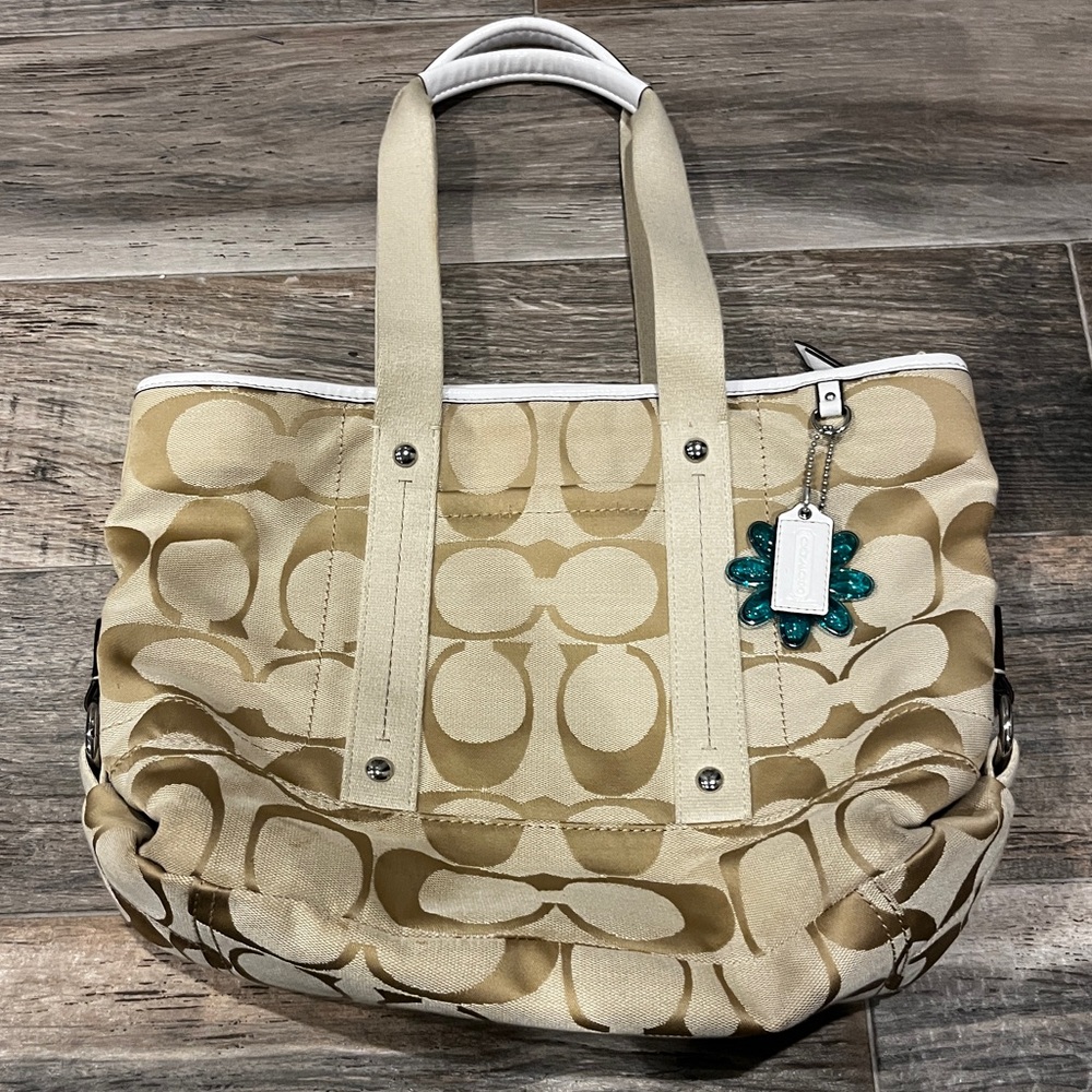 Coach Daisy Signature Tote in Tan with White Patent Trim